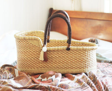 'Elm' Moses Basket - (mattress included)